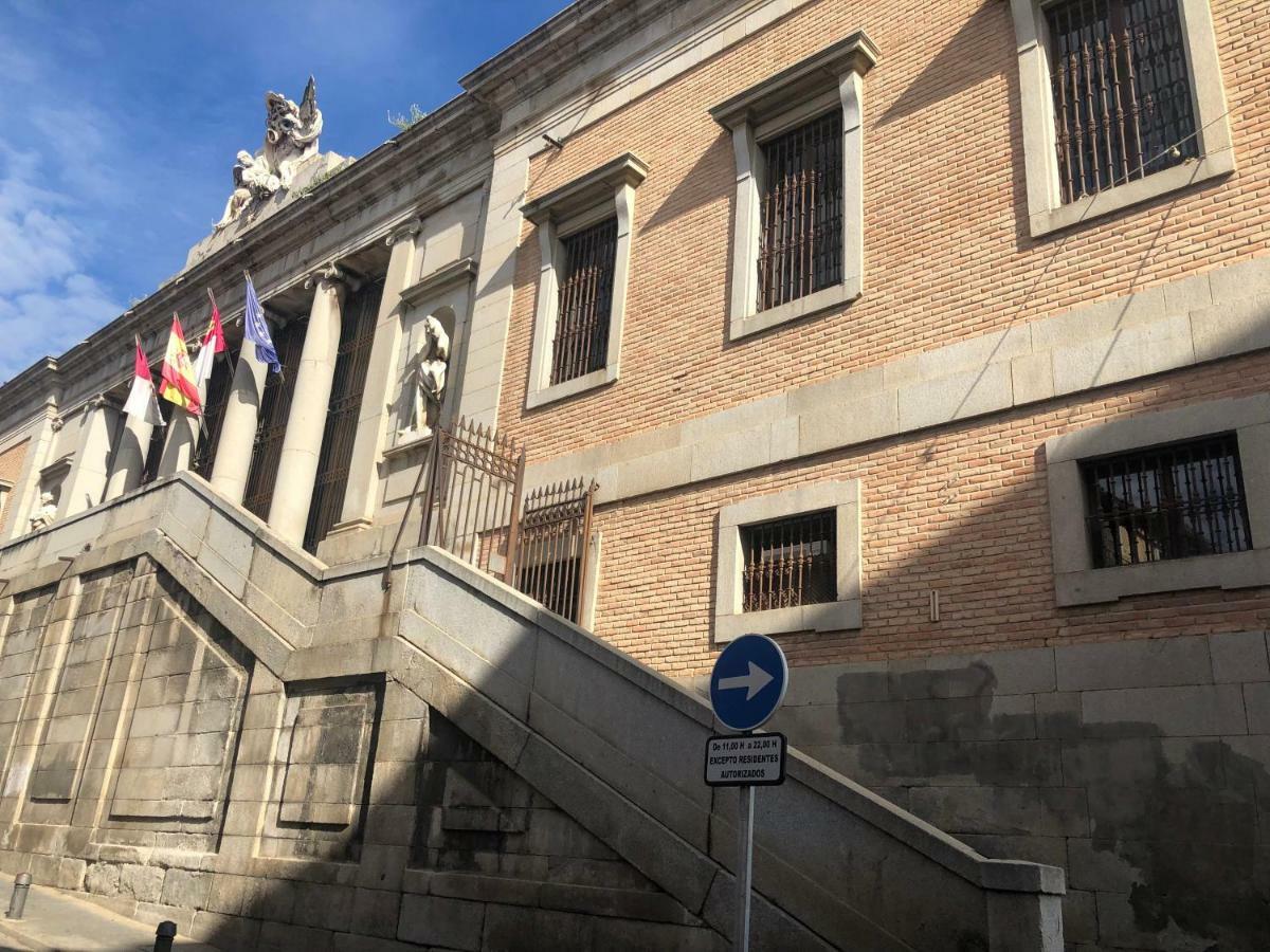 Don Quijote Apartment Toledo Exterior photo